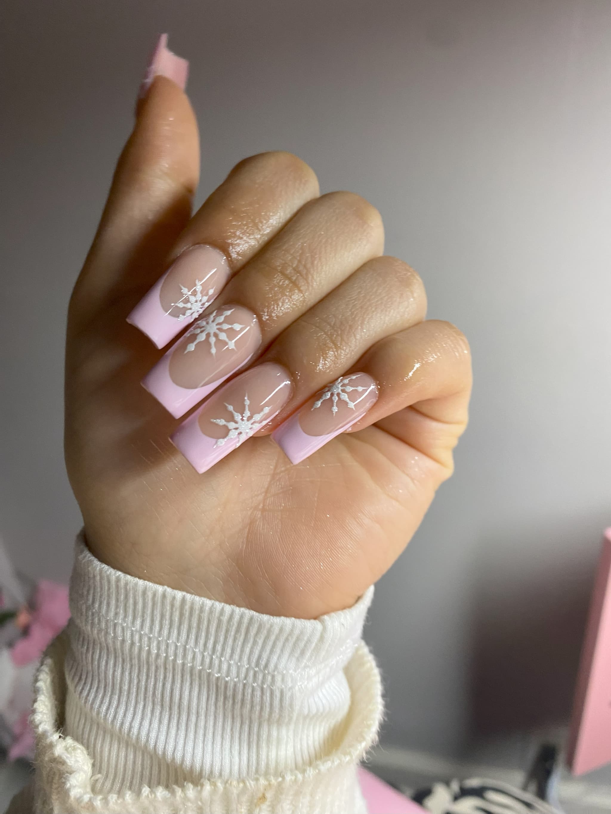 Elegant nail art